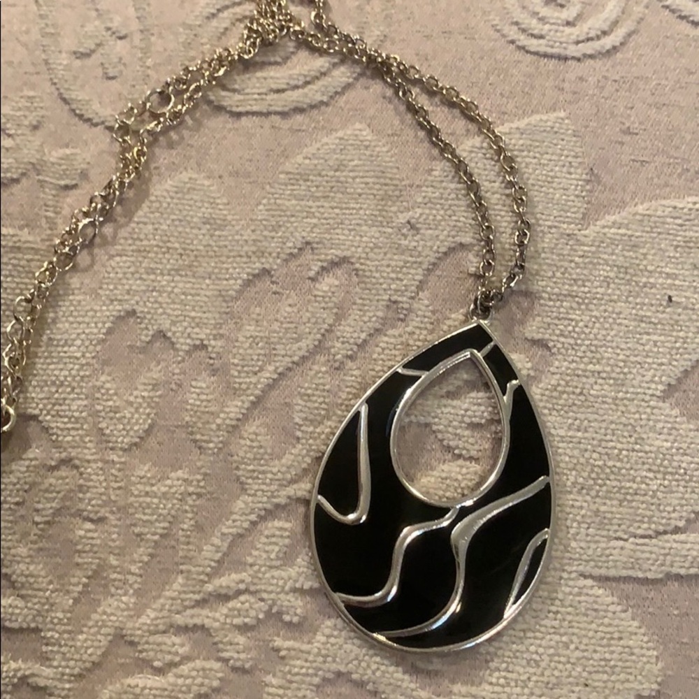 Modern necklace